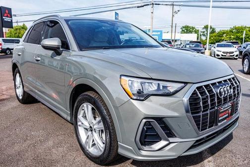 2022 Audi Q3 45 S line Premium