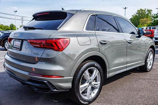2022 Audi Q3 45 S line Premium