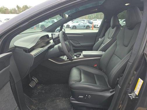 2024 Tesla Model X Base