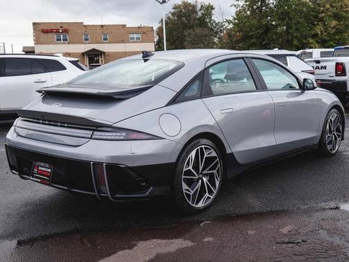 2024 Hyundai IONIQ 6 SEL