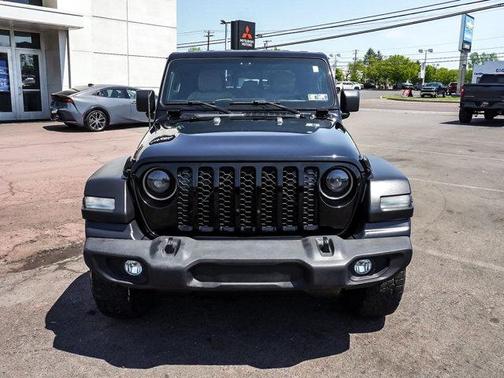 Black Clearcoat 2020 Jeep Gladiator Sport