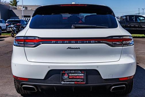 2021 Porsche Macan Base