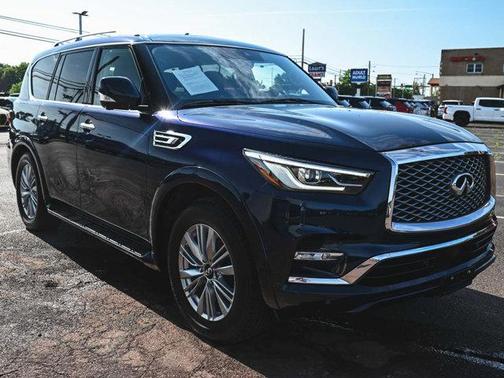 2021 INFINITI QX80 Luxe