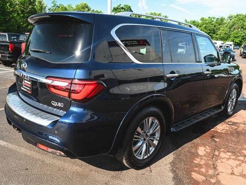 2021 INFINITI QX80 Luxe