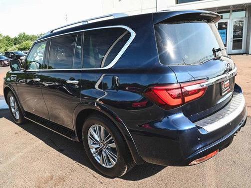 2021 INFINITI QX80 Luxe