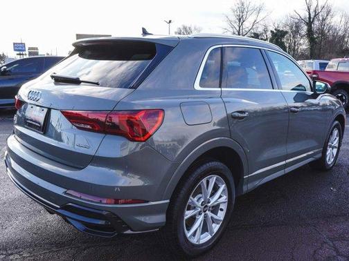 2022 Audi Q3 45 S line Premium