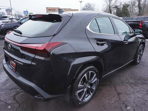 2023 Lexus UX 250h Premium