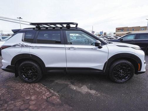 2026 Mitsubishi Outlander Trail Edition