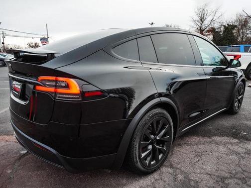 2023 Tesla Model X Plaid