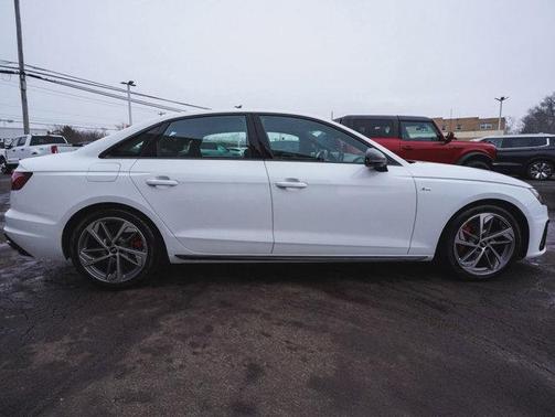 2023 Audi A4 45 S line Premium Plus