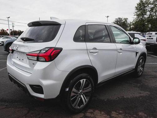 2025 Mitsubishi Outlander Sport 2.0 SE