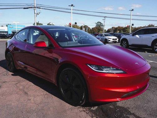 2025 Tesla Model 3 Long Range