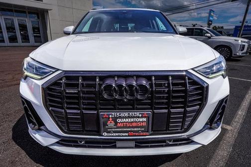 2022 Audi Q3 45 S line Premium