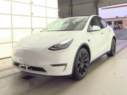 2022 Tesla Model Y Long Range