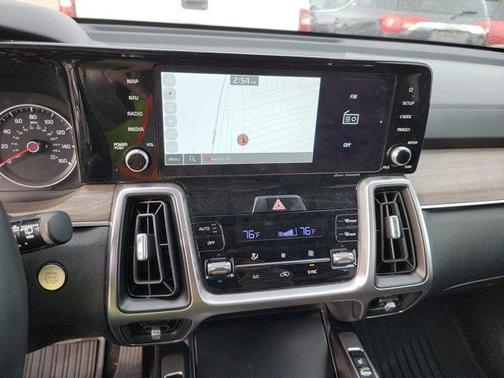 2023 Kia Sorento X-Line S