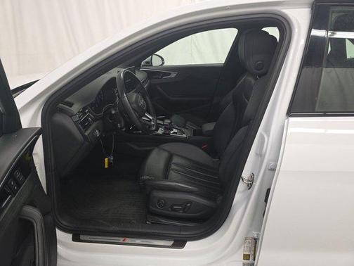 2021 Audi A4 45 S line Premium Plus