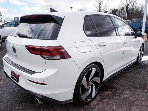 2024 Volkswagen Golf GTI 2.0T S
