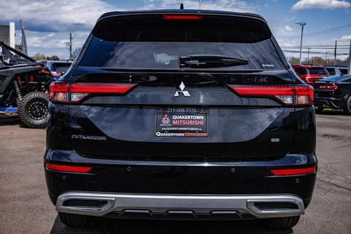 2022 Mitsubishi Outlander SE