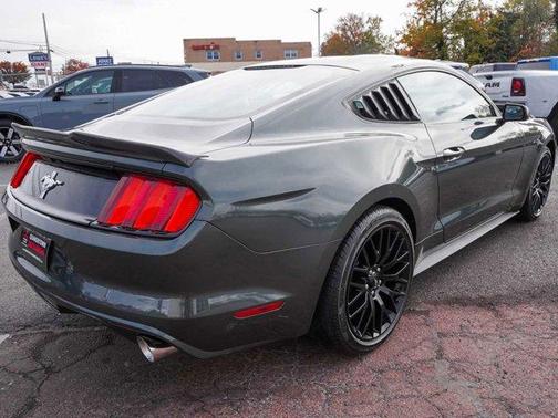 2015 Ford Mustang V6