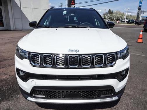 Bright White Clearcoat 2025 Jeep Compass Limited