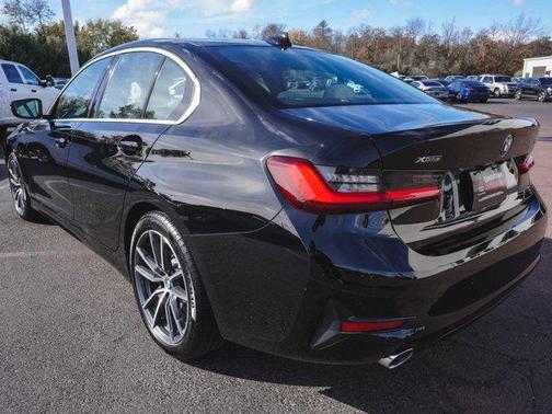 2022 BMW 330 i xDrive