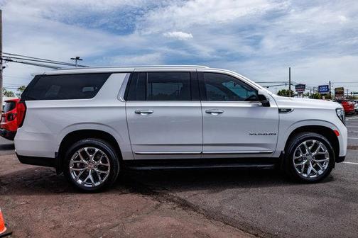 2021 GMC Yukon XL SLT