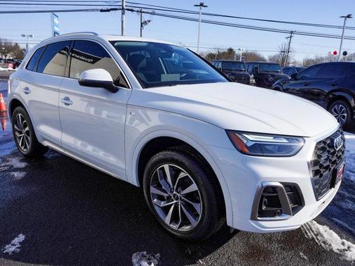 2023 Audi Q5 45 S line quattro Premium