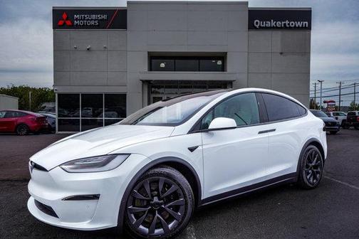 2022 Tesla Model X Base