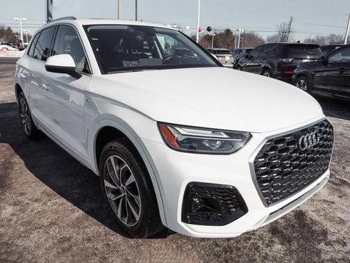 2024 Audi Q5 45 S line quattro Premium