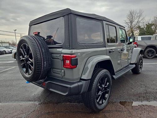 2022 Jeep Wrangler Unlimited 4xe Sahara