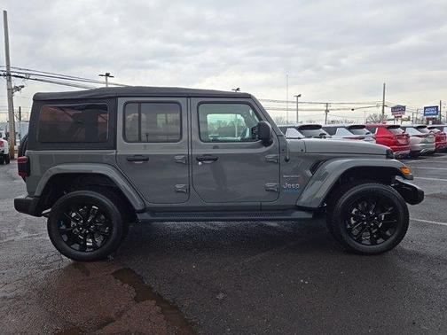 2022 Jeep Wrangler Unlimited 4xe Sahara