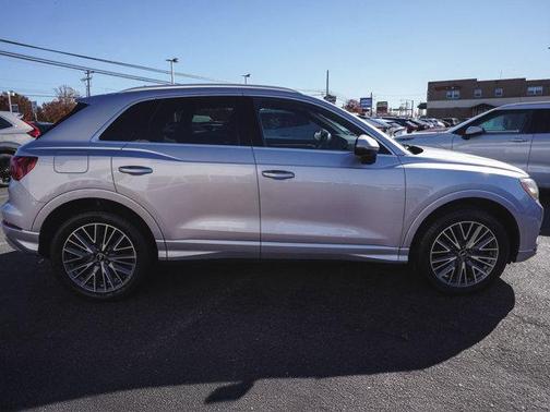 2022 Audi Q3 40 Premium