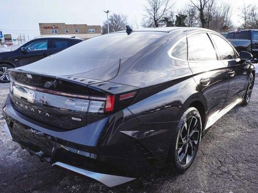 2025 Hyundai SONATA SEL