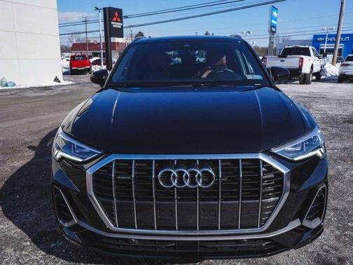 2025 Audi Q3 45 S line Premium