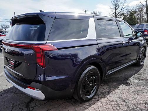 2025 Kia Carnival LXS