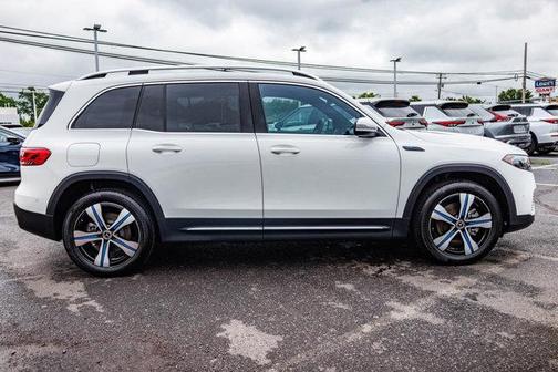 2022 Mercedes-Benz EQB 350 Base 4MATIC