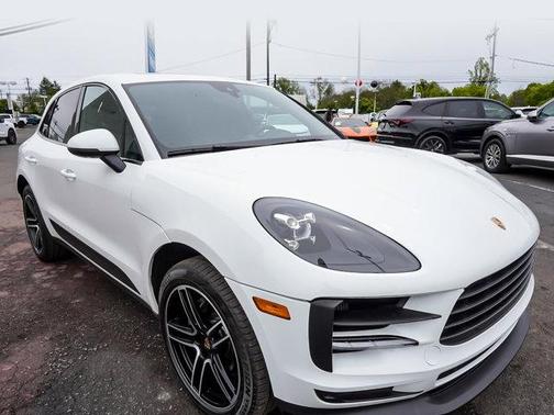 White 2021 Porsche Macan S