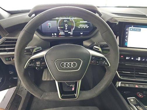 2022 Audi e-tron GT Premium Plus