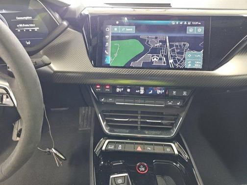 2022 Audi e-tron GT Premium Plus