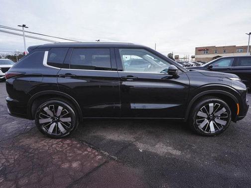 2026 Mitsubishi Outlander SEL