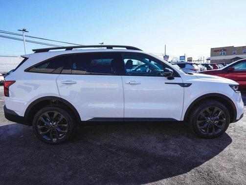 2023 Kia Sorento X-Line EX