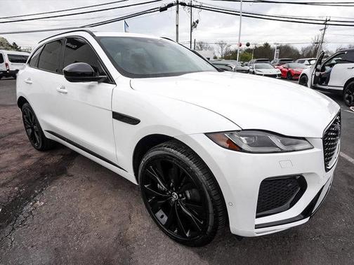 Ostuni Pearl White 2026 Jaguar F-PACE P250 R-Dynamic S