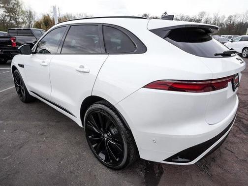 Ostuni Pearl White 2026 Jaguar F-PACE P250 R-Dynamic S