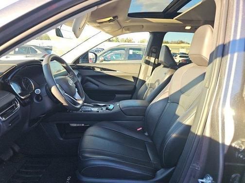 2025 INFINITI QX60 Pure