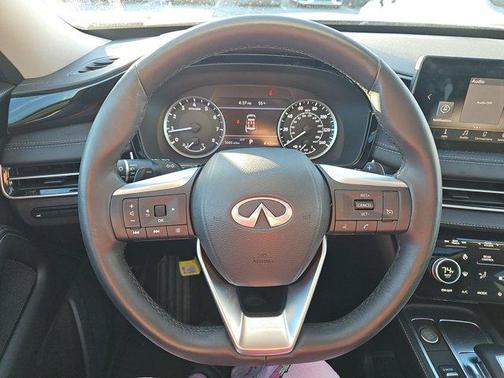 2025 INFINITI QX60 Pure