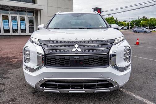 2025 Mitsubishi Outlander PHEV SEL