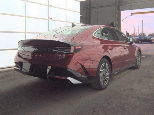 2025 Hyundai SONATA Hybrid SEL