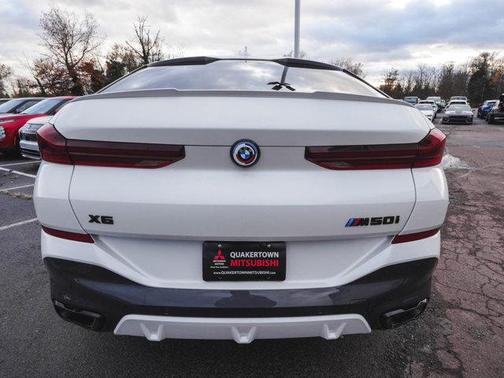 2023 BMW X6 xDrive40i
