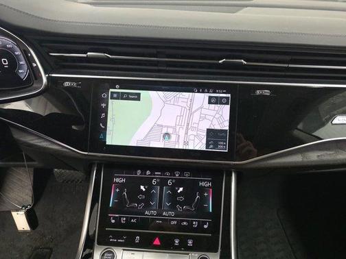 2022 Audi Q8 55 Prestige