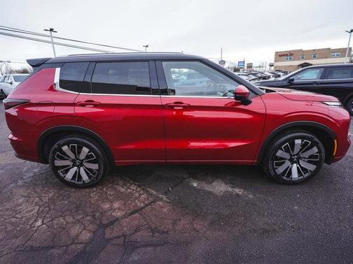 2026 Mitsubishi Outlander SEL